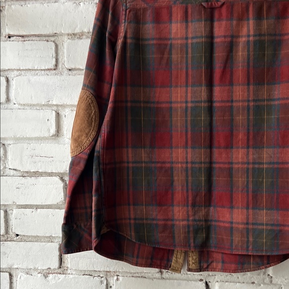ROOTS structured Red Plaid Button-Up Flannel Shirt - Picture 9 of 12